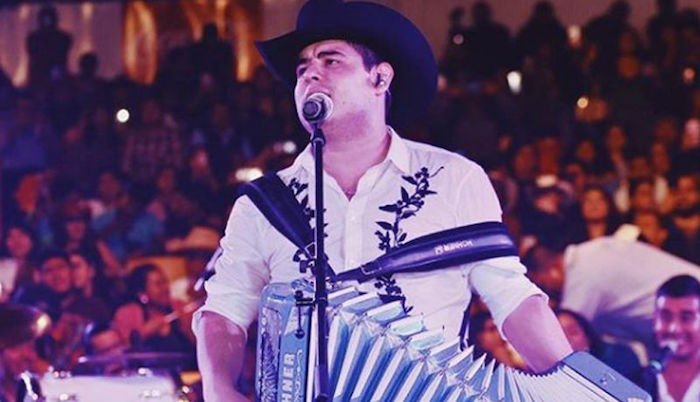 el cantante alfredo olivas sufri un atentado en zapopan el cantante alfredo olivas sufri un atentado en zapopan