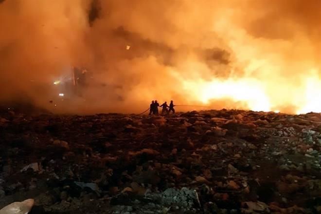 Bomberos combaten incendio en basurero de El Salto – Jalisco Rojo