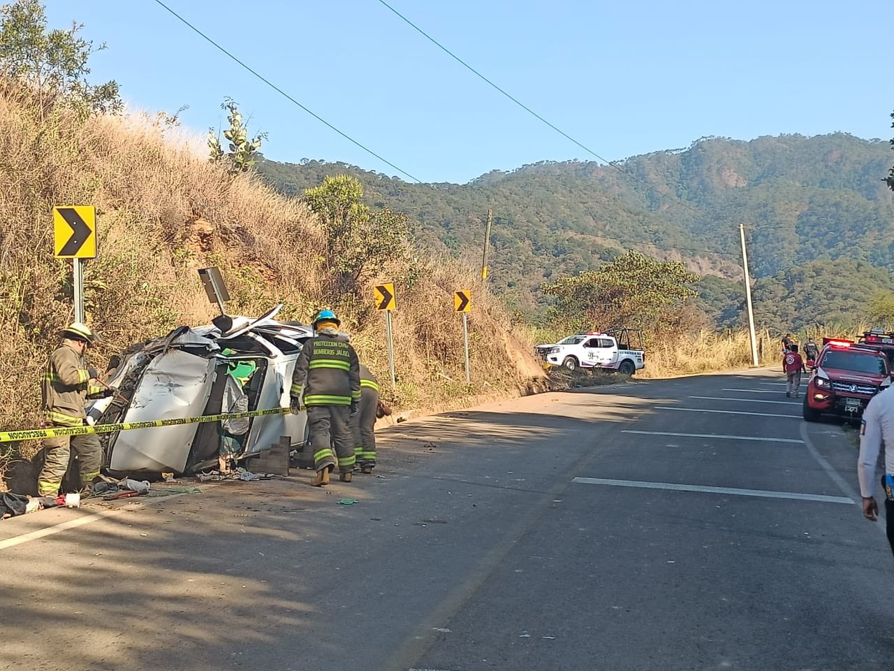 Volcadura En San Sebastián Del Oeste Deja Un Muerto Y Tres Heridos ...